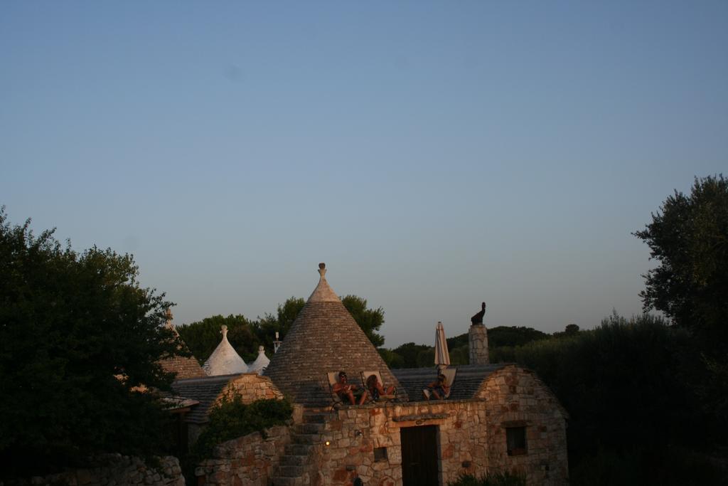الشقق الفندقية تْشيستيرنِنوفي  I Trulli Di Acquarossa المظهر الخارجي الصورة
